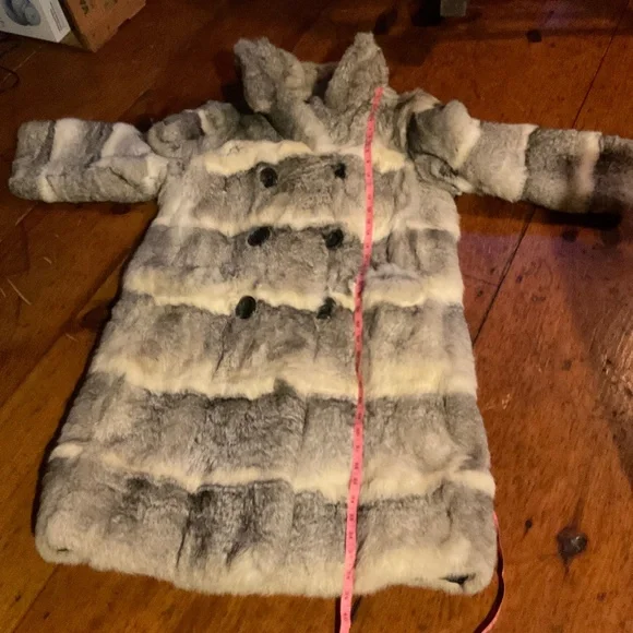 Vintage 1950โs Rabbit Fur Coat - Picture 13 of 13